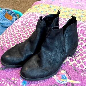 COPY - Carlos black leather look booties NWOT’s